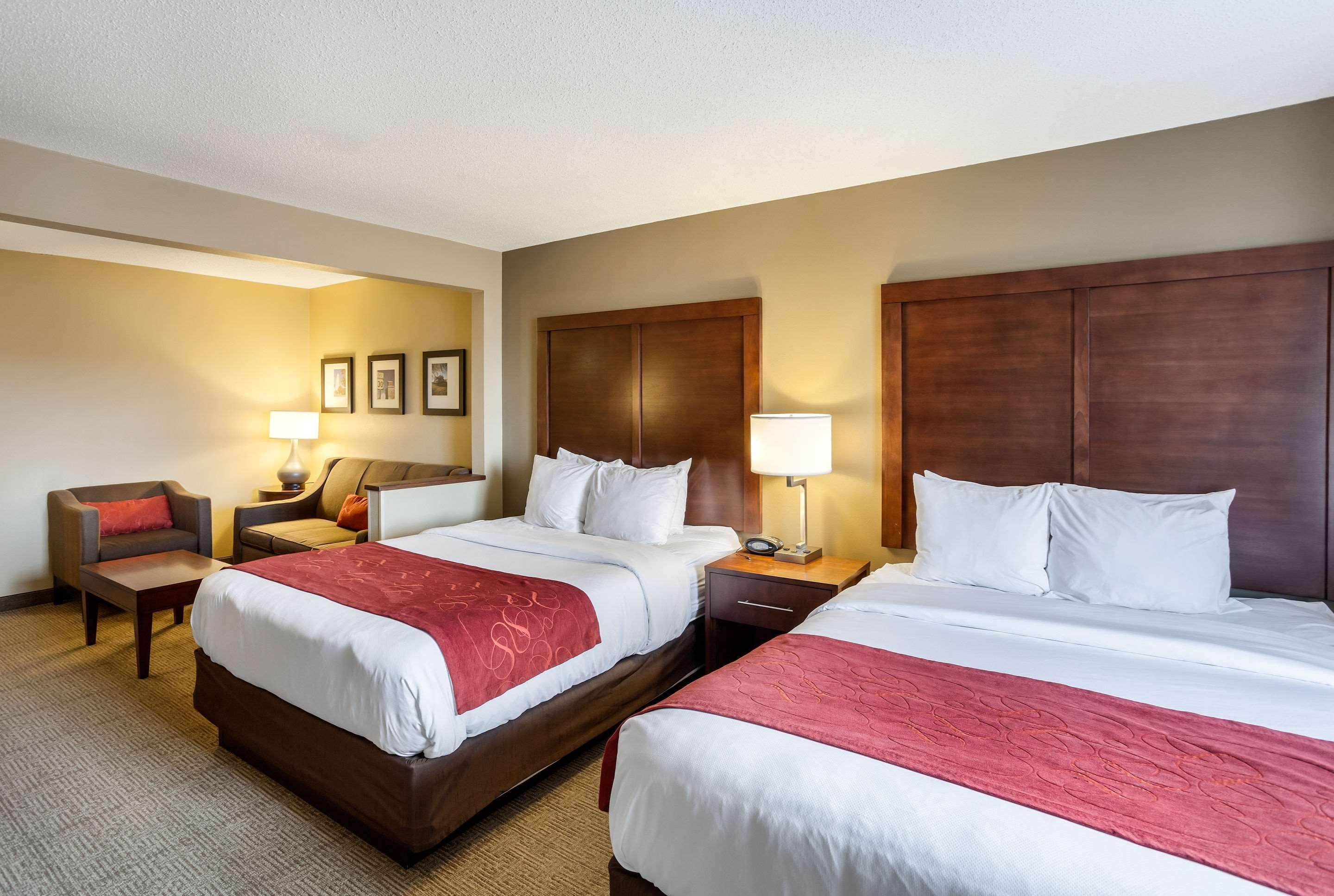 לינקולן Comfort Suites University מראה חיצוני תמונה