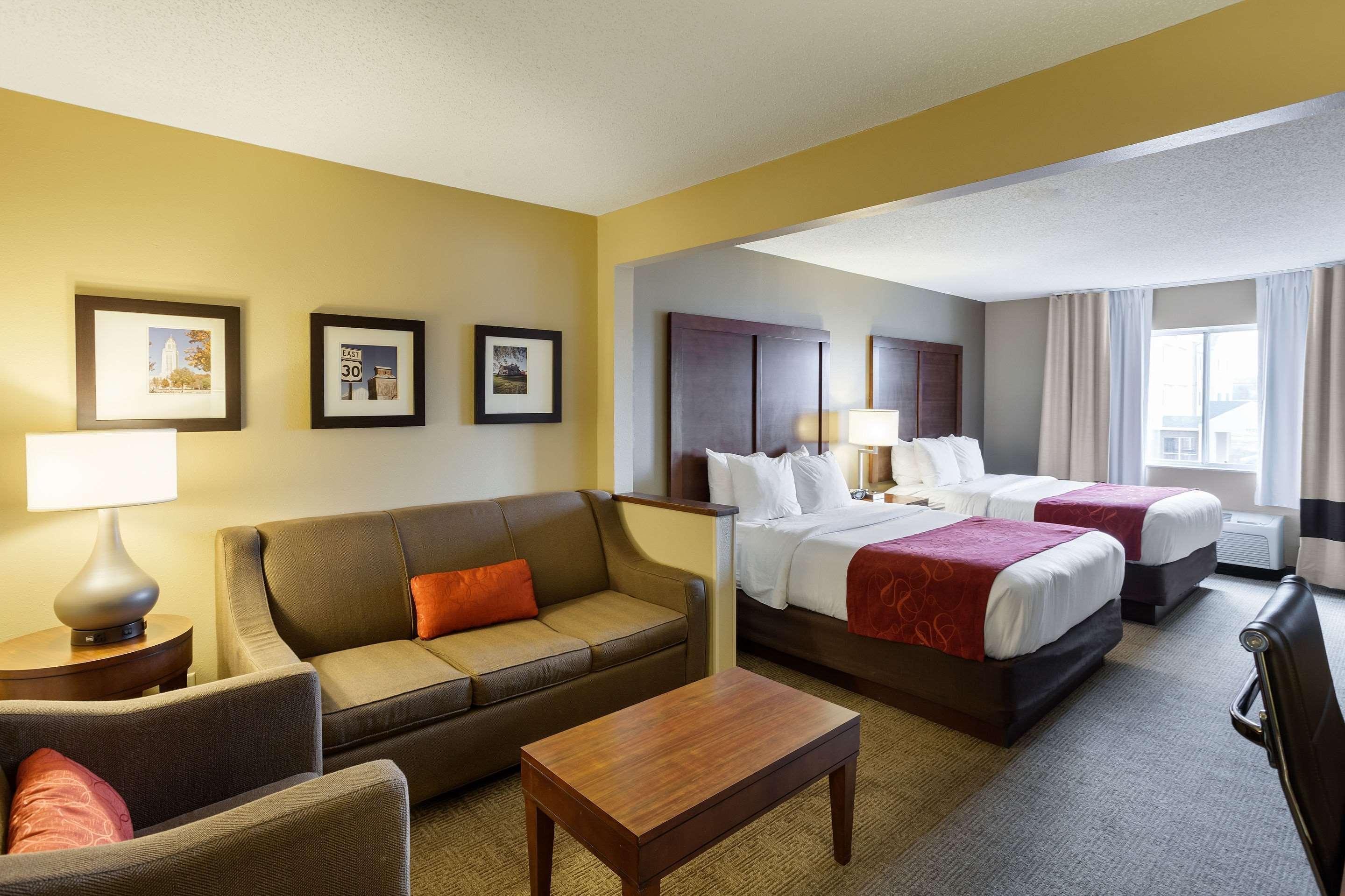 לינקולן Comfort Suites University מראה חיצוני תמונה