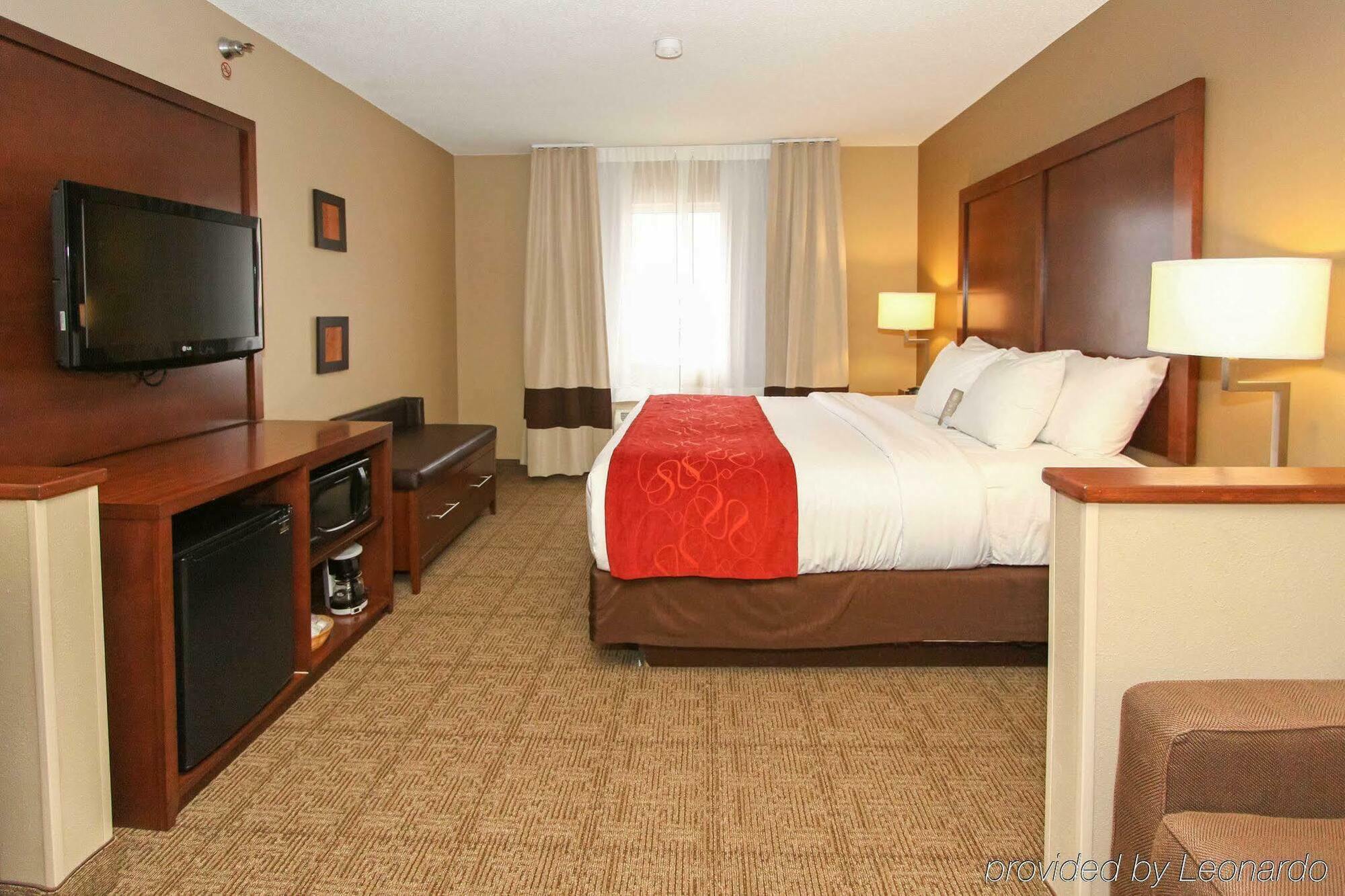 לינקולן Comfort Suites University מראה חיצוני תמונה
