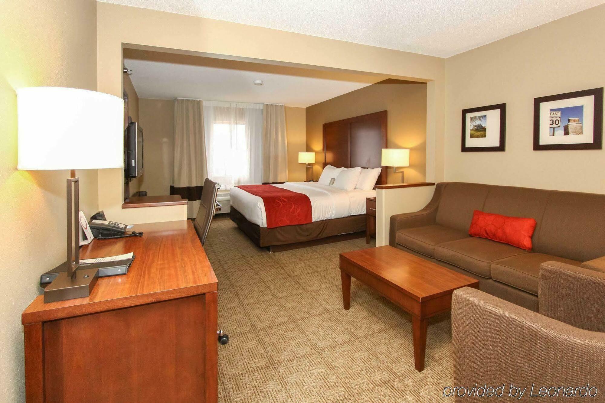 לינקולן Comfort Suites University מראה חיצוני תמונה